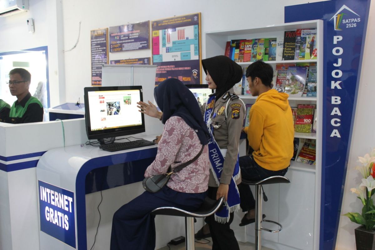 Polresta Bandarlampung hadirkan fasilitas pojok browsing untuk wujudkan pelayanan prima