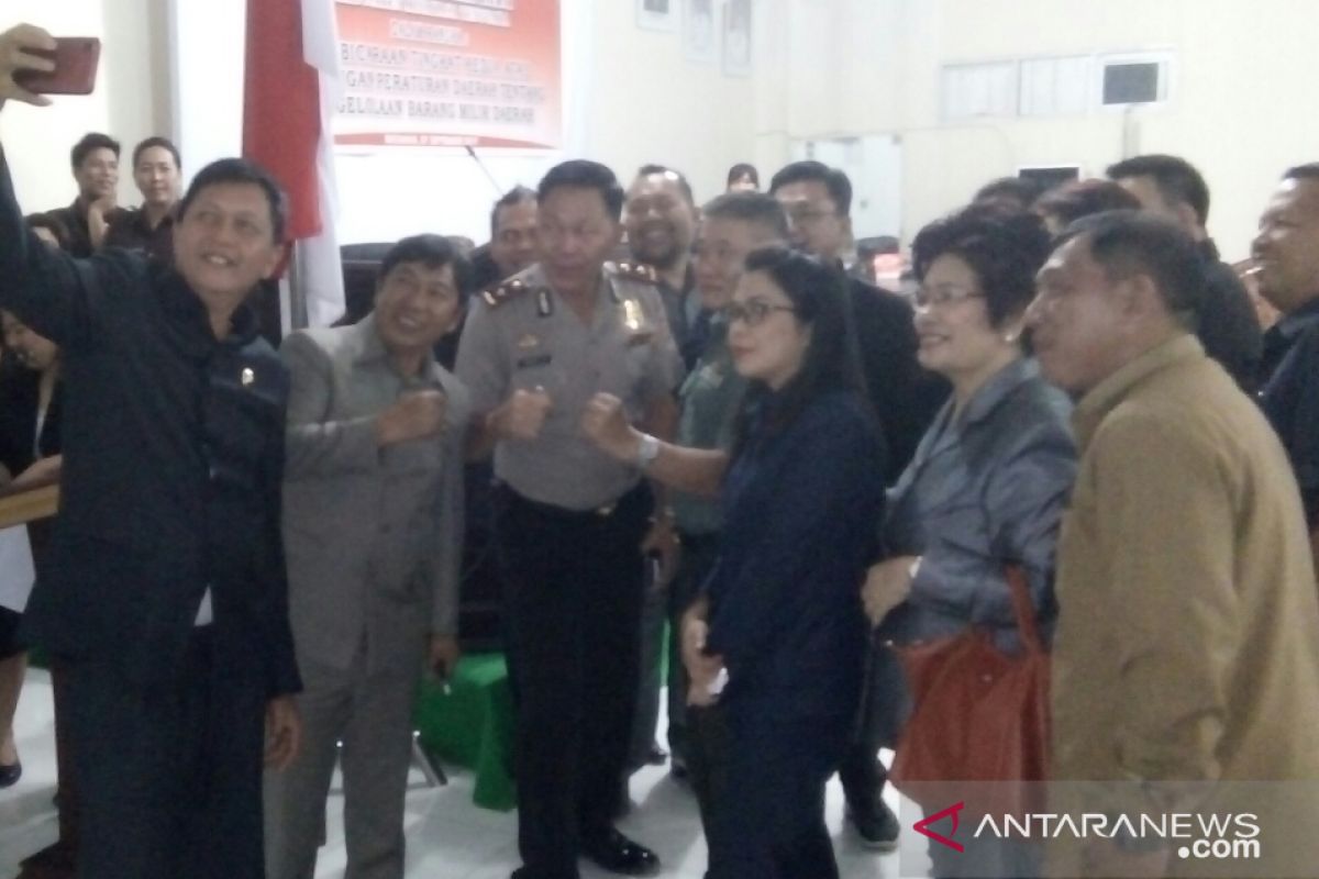 Bupati Sumendap apresiasi DPRD jelang akhir periode