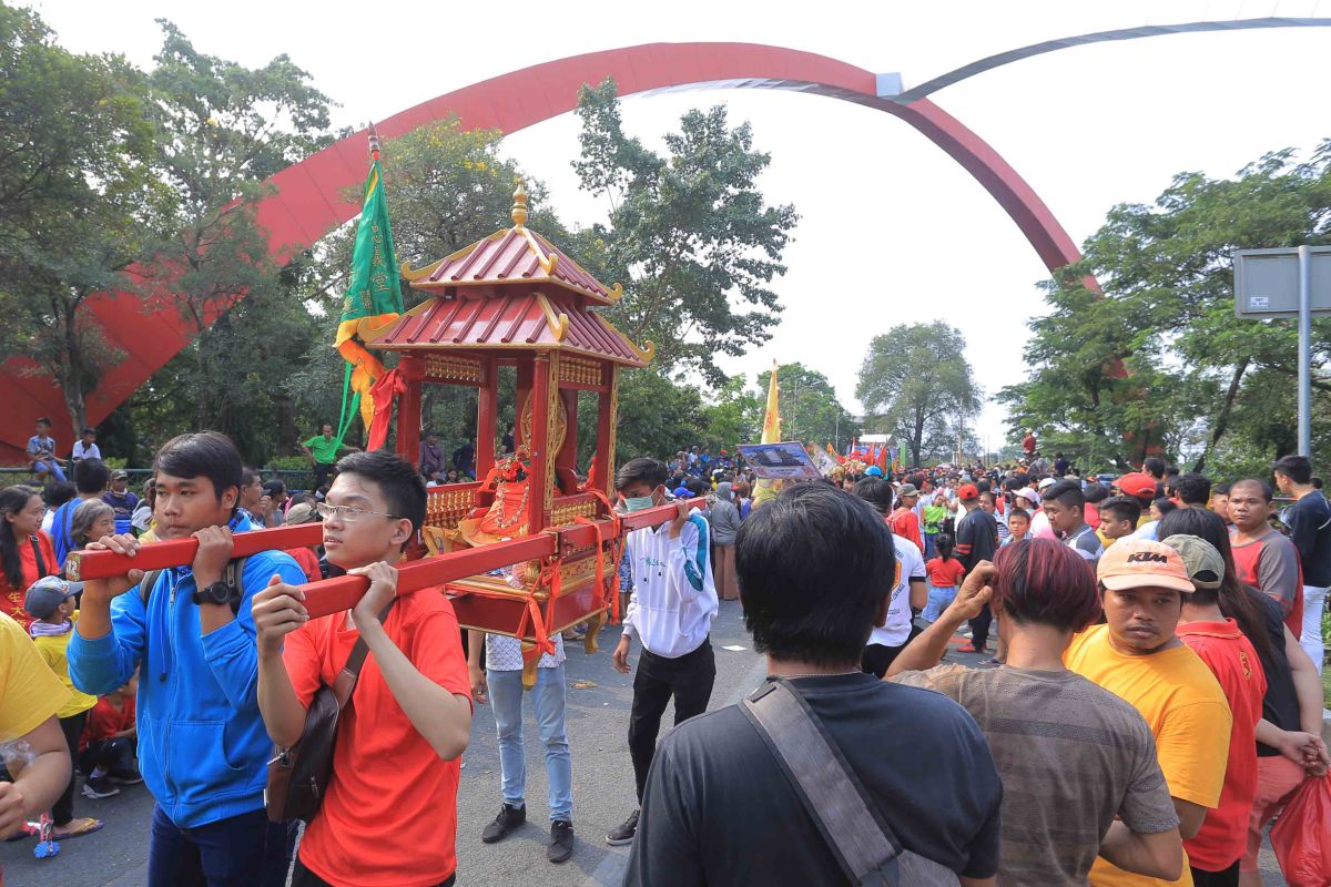 Kirab budaya diikuti 148 wihara diapresiasi Wali Kota Tangerang