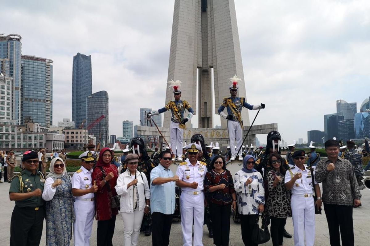 KRI Bima Suci tiba di Pelabuhan Wusong Shanghai