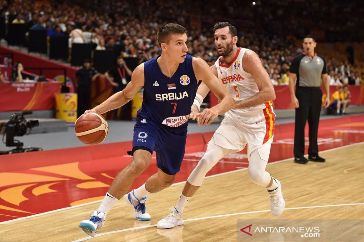 Reaksi berbeda buat Bogdanovic dan Jokic saat Spanyol kalahkan Serbia