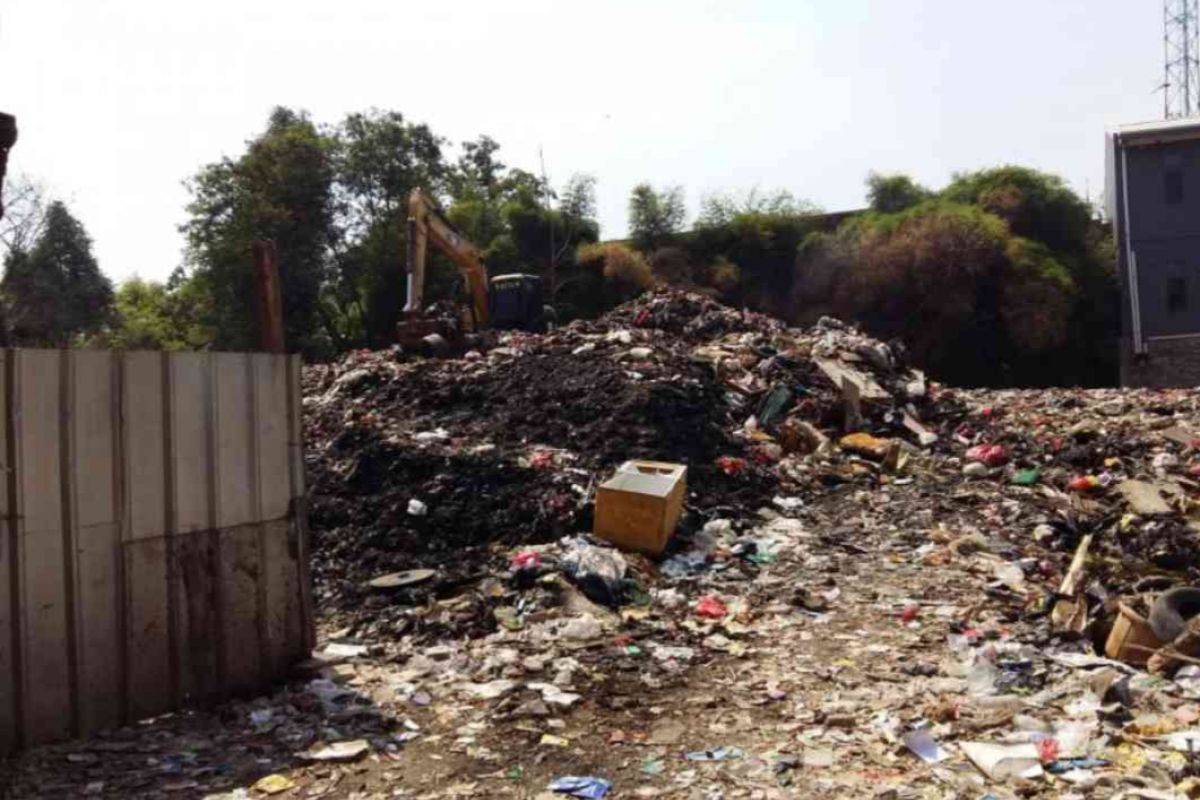 Sampah di Kota Bekasi masih cari solusi menanganinya