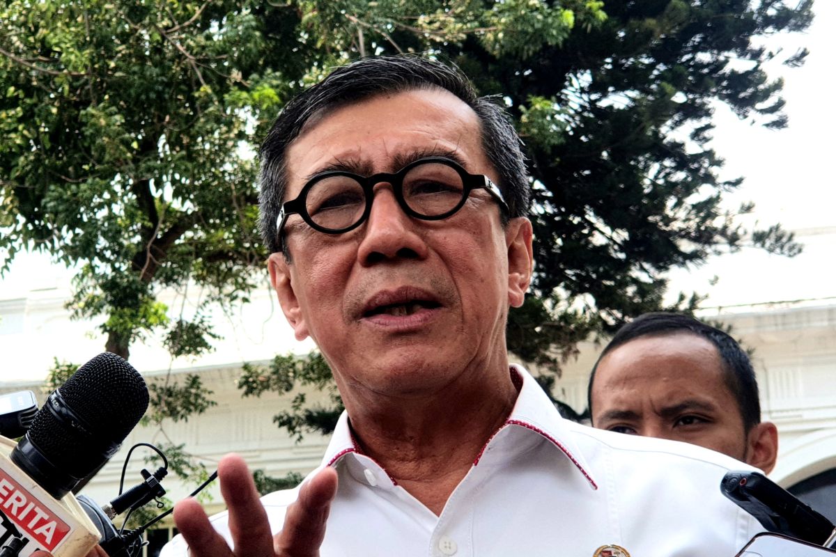 Menkumham Yasonna Laoly temui Presiden bahas draf revisi Undang-Undang KPK