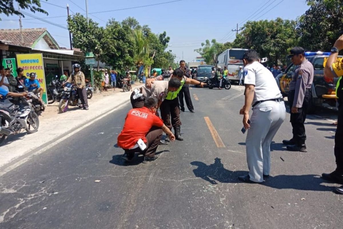 Jasa Raharja santuni korban kecelakaan di Nganjuk yang tewaskan tiga orang