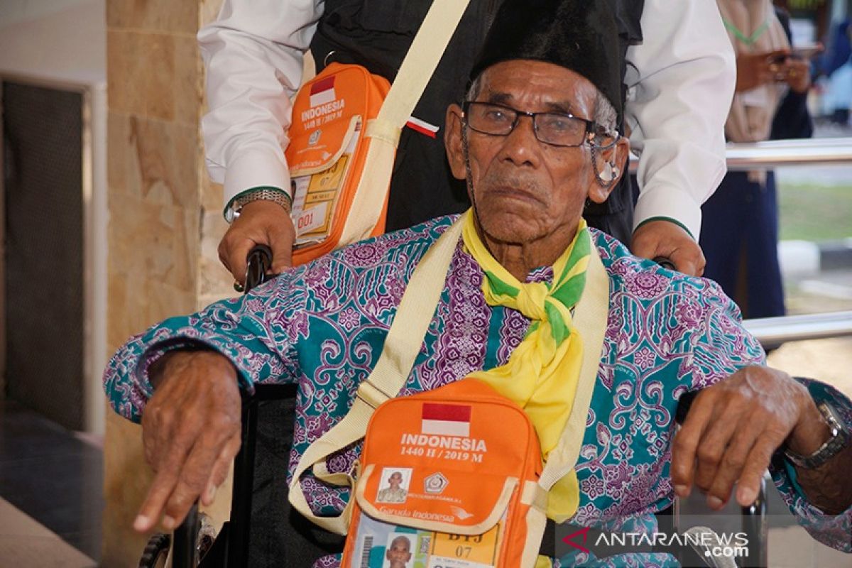 Haji tertua gagal pulang ke Tanah Air