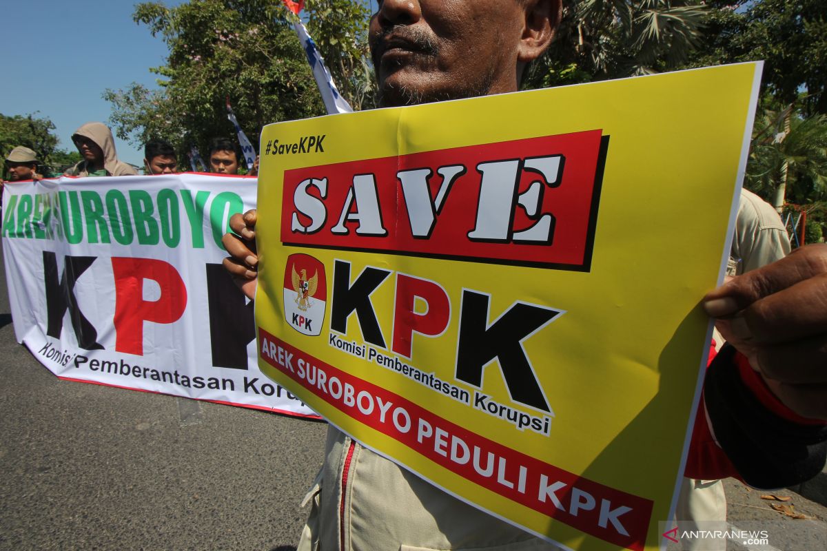 Saran Jokowi tak keluarkan Surat Presiden Revisi UU KPK