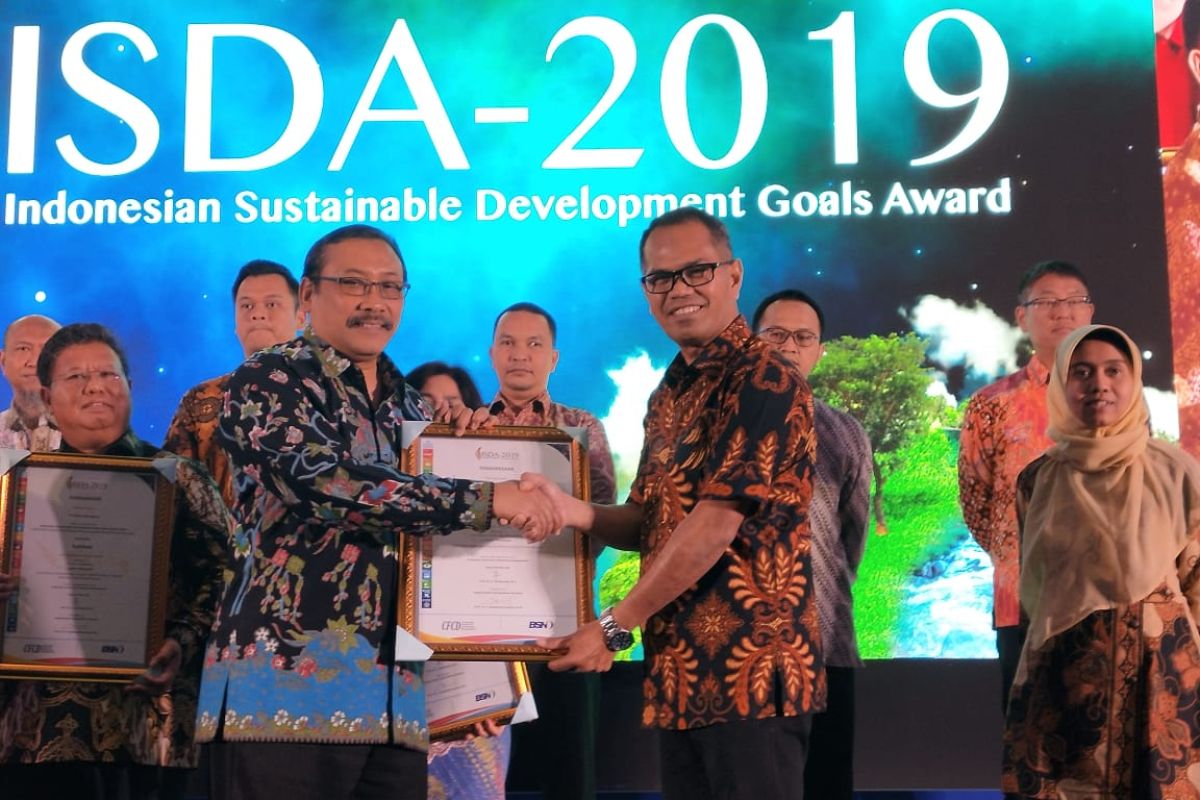 Enam Program CSR PT.DSLNG raih penghargaan ISDA