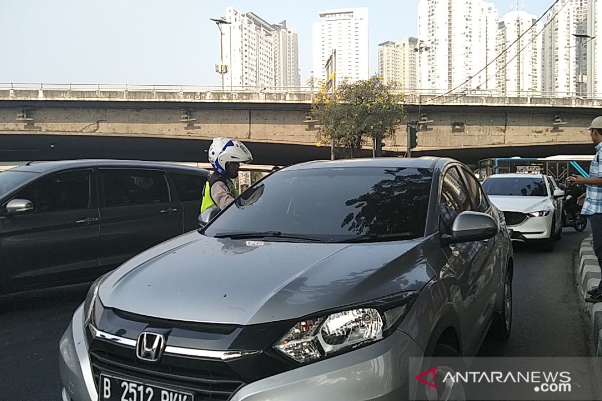 Perluasan ganjil genap, 153 kendaraan ditilang di Jakarta Barat