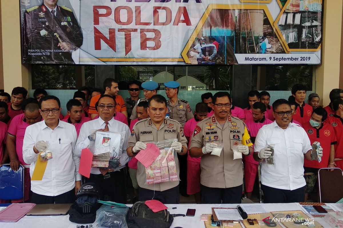 Propam Polda NTB periksa empat polisi terlibat kasus penganiayaan