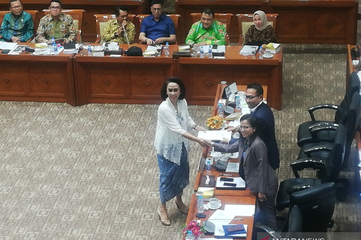 DPR pertanyakan urgensi syarat antiradikalisme capim KPK