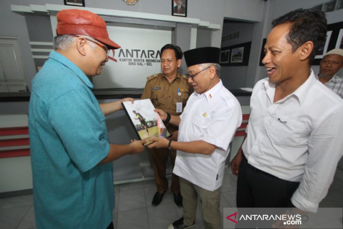 Sekda Kalsel perkuat hubungan dengan LKBN Antara