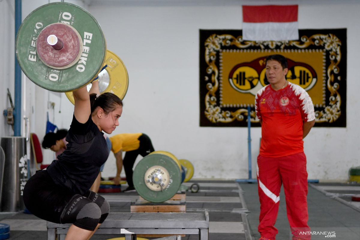 Lifter Indonesia siap berlaga di Kejuaraan Dunia di Thailand