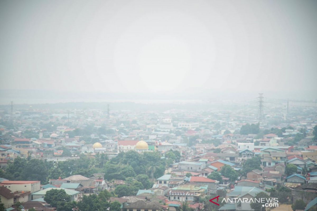 Kabut asap semakin tebal di Batam