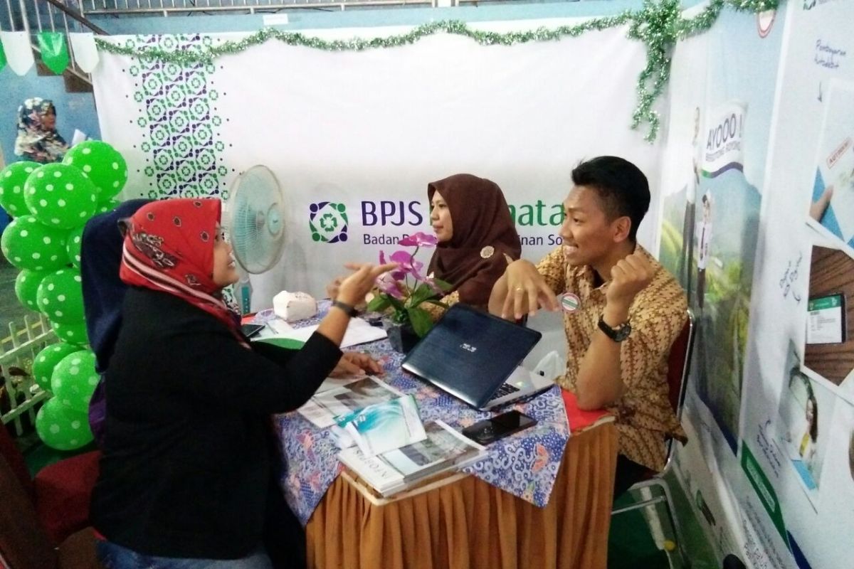 BPJS Kesehatan buka stand di bursa kerja Sijunjung perluas cakupan kepesertaan