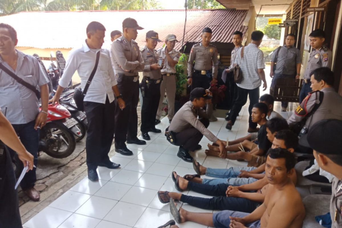 Buru komplotan pencuri motor hingga ke Riau, Polres Tanah Datar ciduk lima pelaku dan amankan sembilan motor