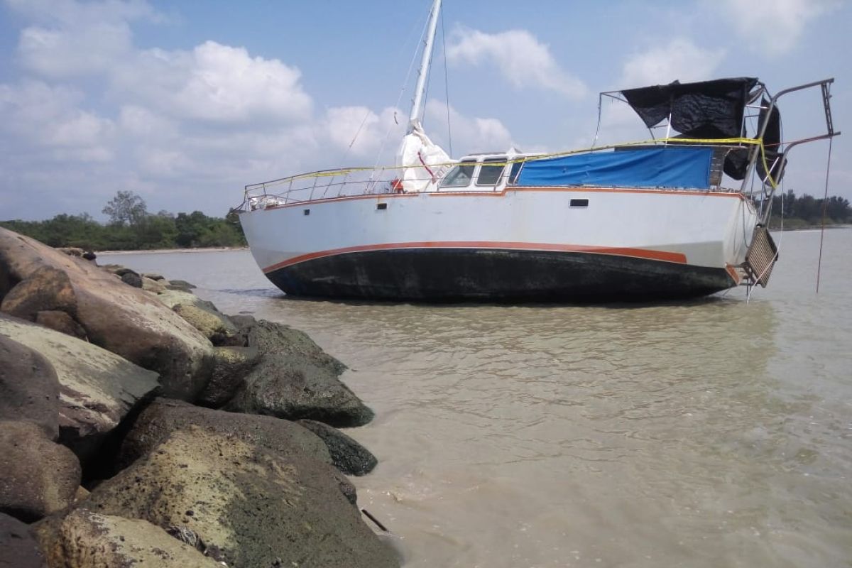 Penumpang kapal yang terdampar di perairan Lampung Timur diduga WNA