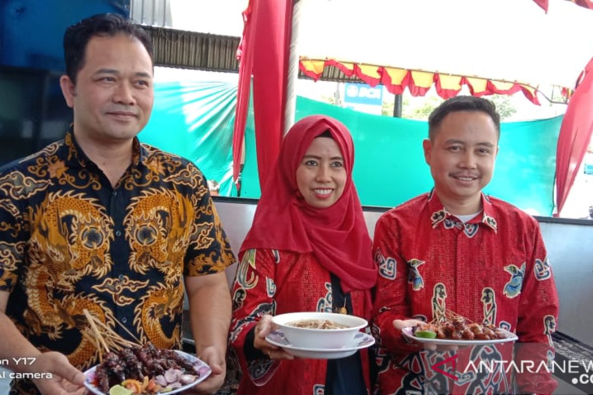 Rumah Sate Haji Sanusi buka cabang di Makassar