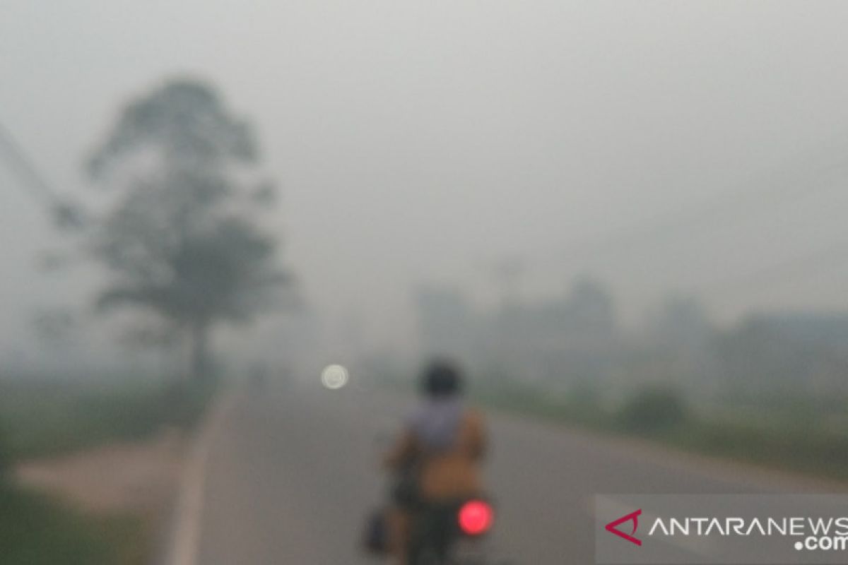 Kabut asap pekat meliputi Pontianak