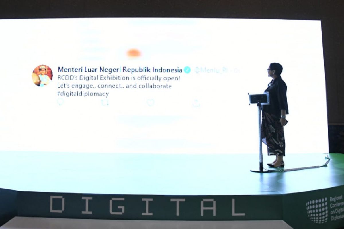 Menlu menggalakkan diplomasi digital untuk kerja sama ekonomi