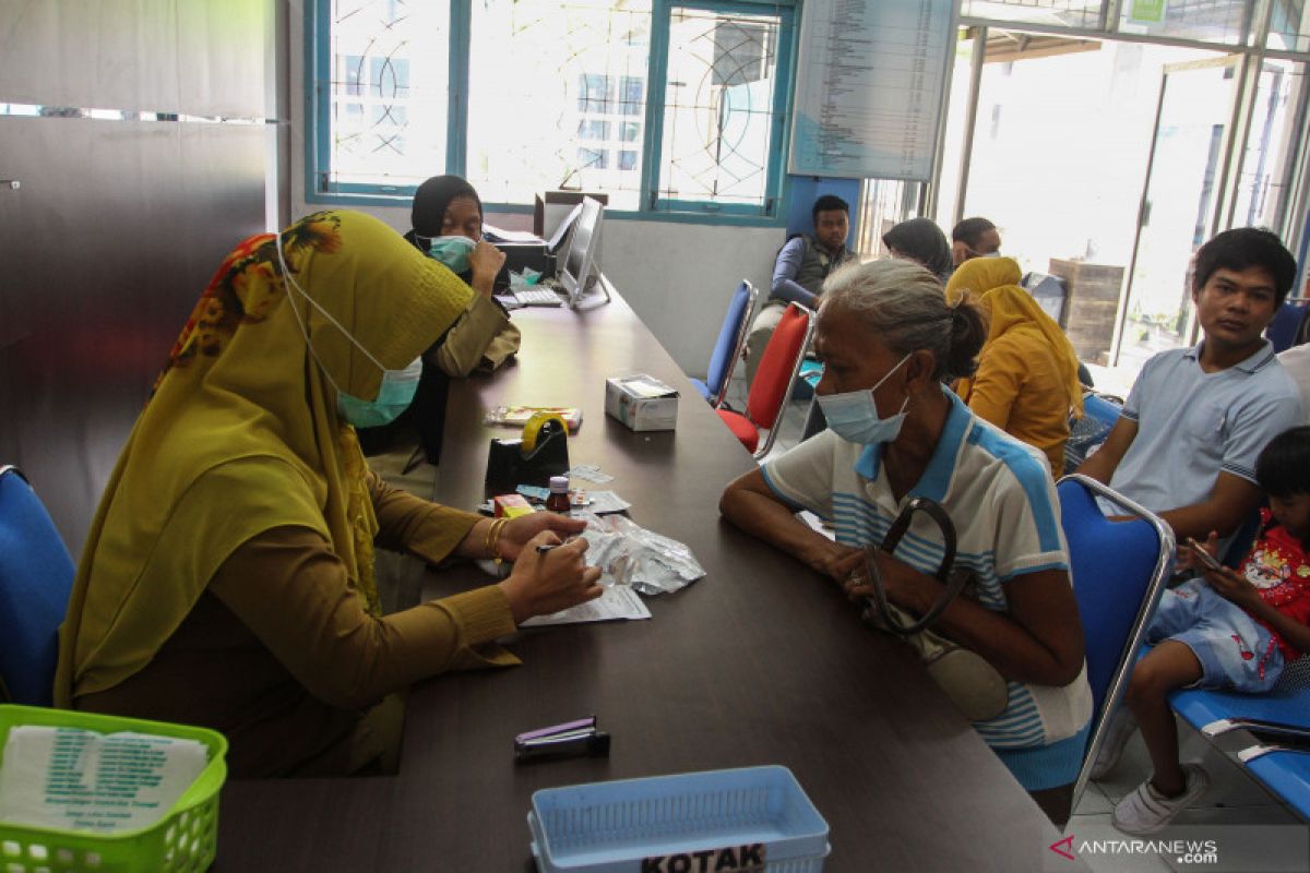 Karhutla Riau - Asap semakin pekat empat mahasiswa UNRI dirawat ke RS