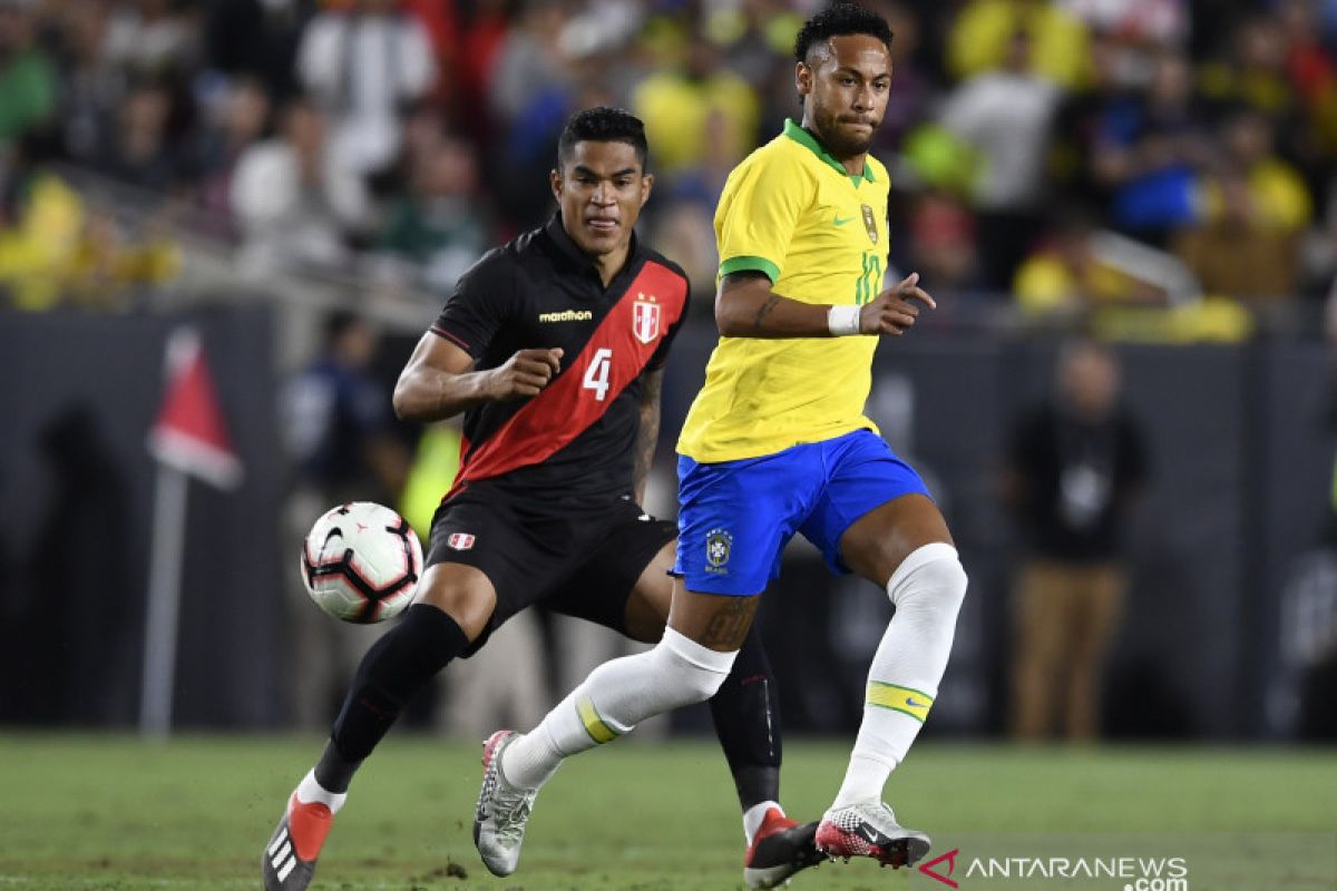Gol menit-menit terakhir, Peru paksa Brasil telan kekalahan 0-1