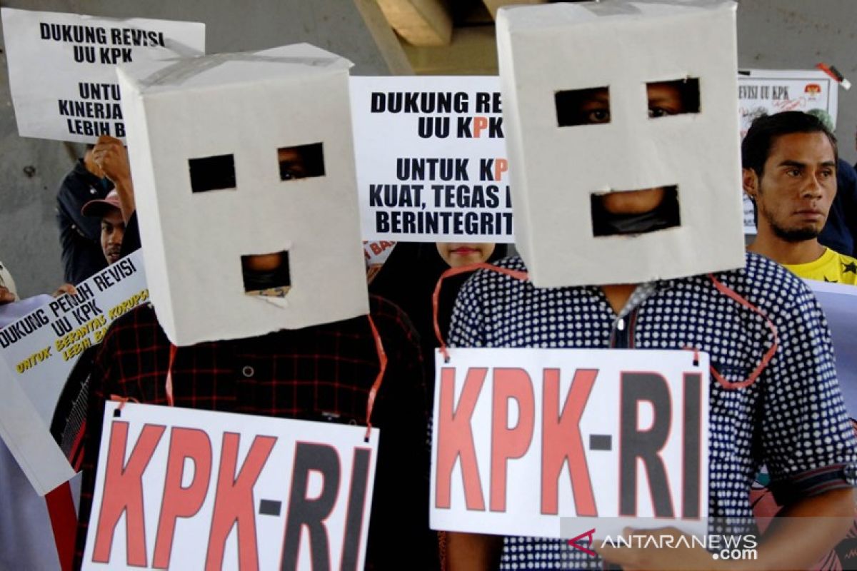 Aksi dukung revisi UU KPK