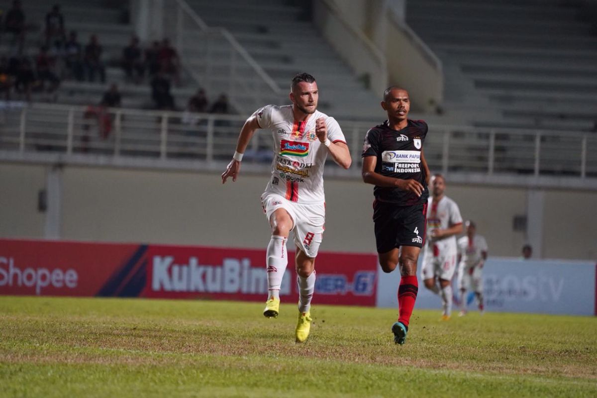 Persija Jakarta menyerah atas Persipura 0-2
