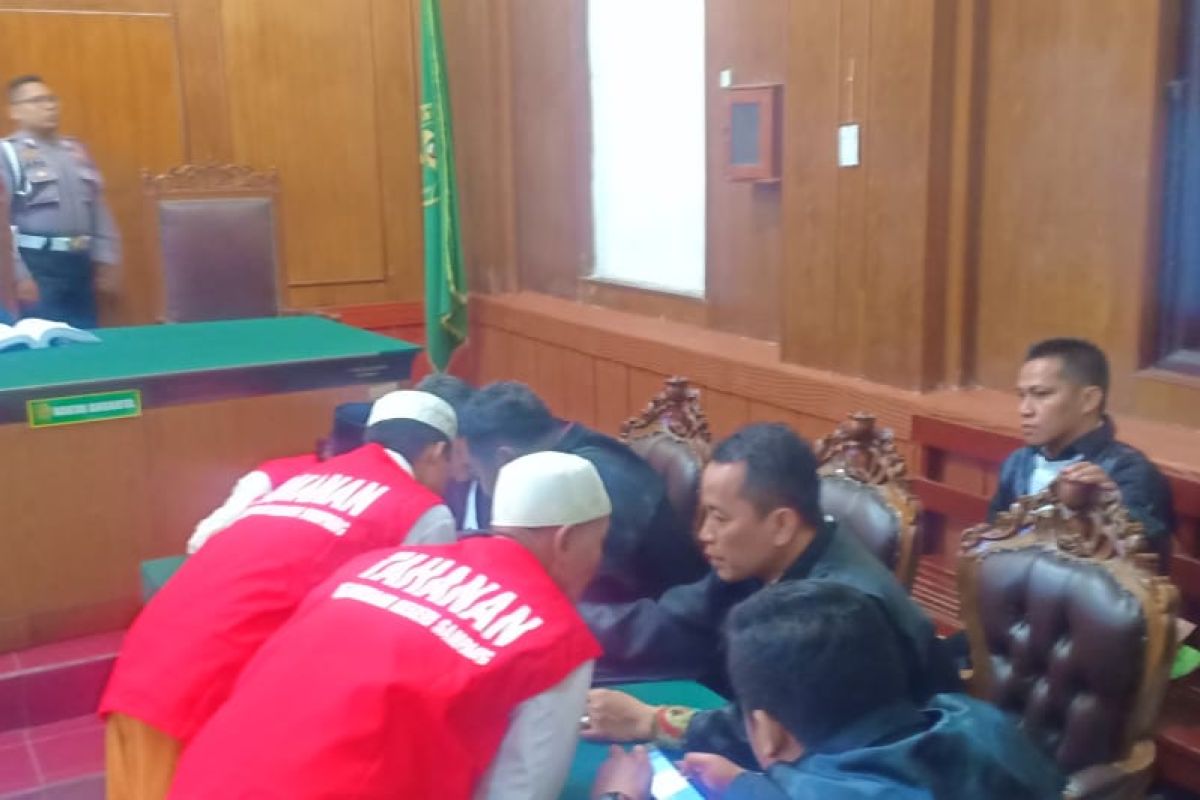 Terdakwa kasus pembakaran mapolsek ajukan penangguhan penahanan