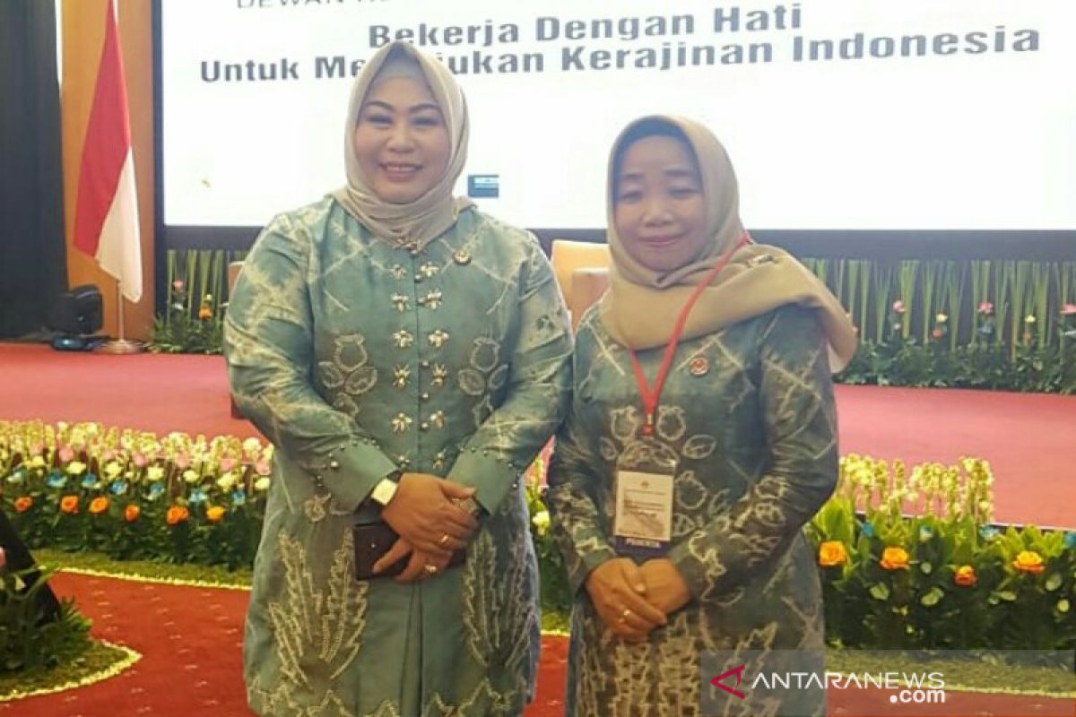 Ketua dekranasda HSU hadiri rakernas di Jakarta