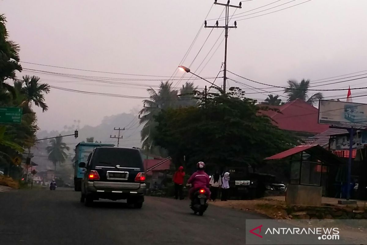 Kabut asap makin tebal, Solok Selatan lakukan pengujian kualitas udara