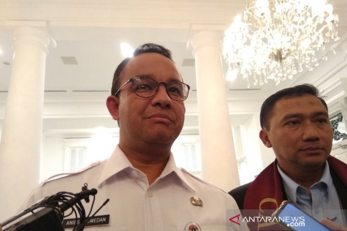 Pemotongan kabel, menurut Anies bentuk penegakan aturan