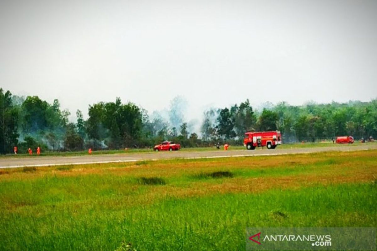 Kebakaran mulai rambah lahan sekitar Bandara H Asan Sampit