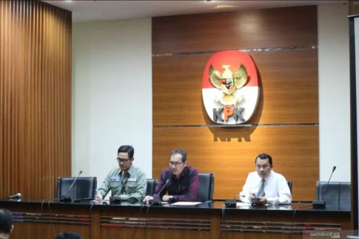 Ada pimpinan KPK yang baru, Saut Situmorang mundur