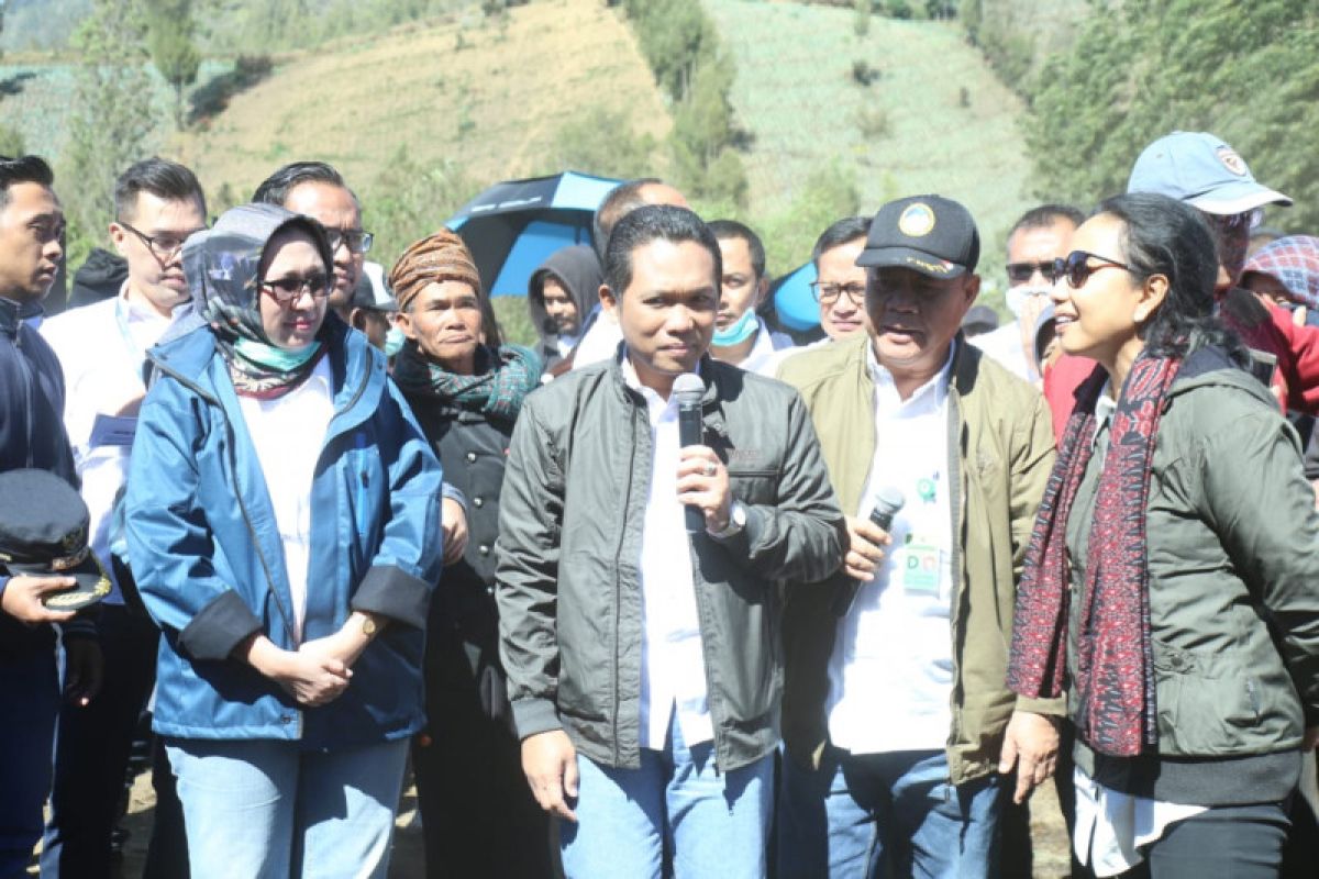 Menteri BUMN optimalkan revitalisasi objek wisata Ranupani Semeru