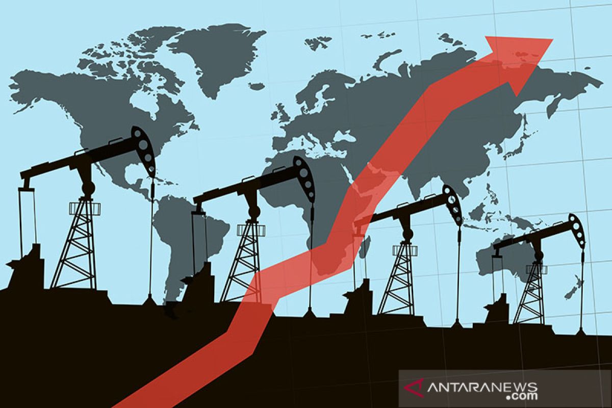 Harga minyak dunia naik didukung harapan pengurangan pasokan OPEC, pelemahan dolar