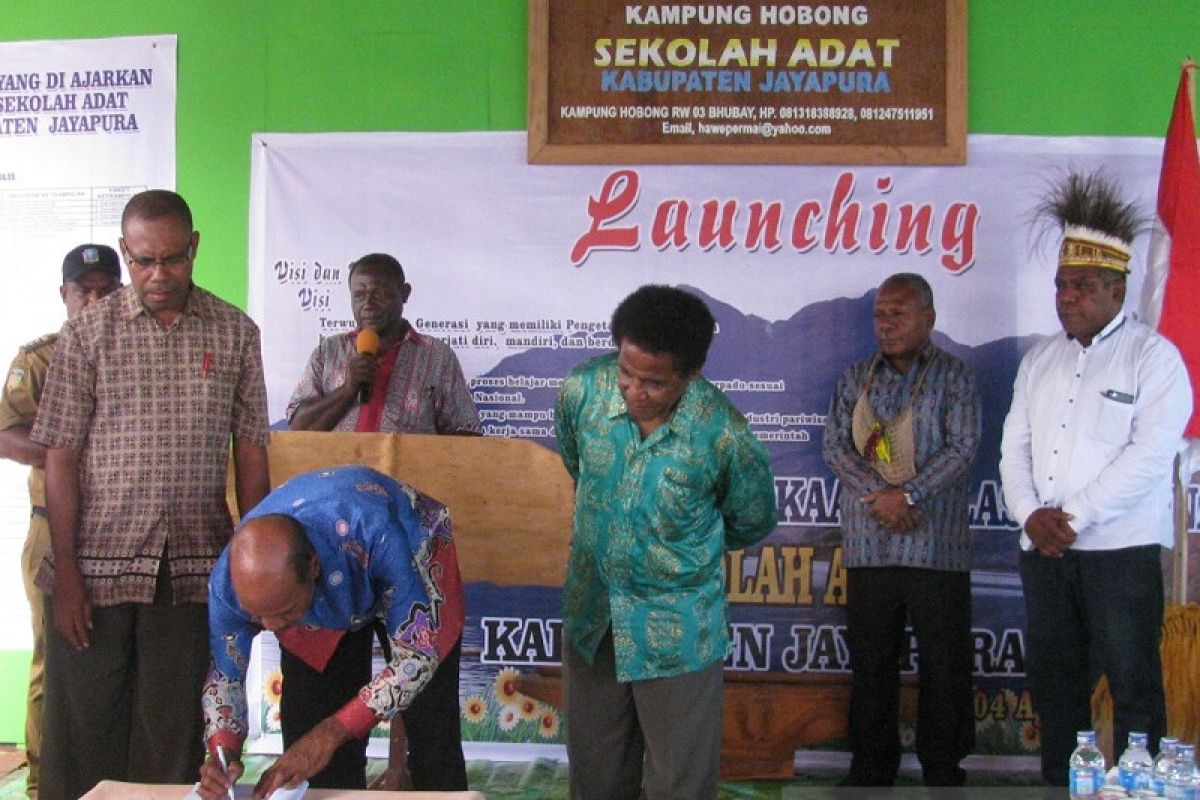 Sekolah Adat Pertama di kabupaten Jayapura