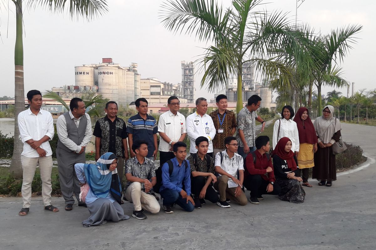 Seven Tabalong students receive Conch's scholarship to China