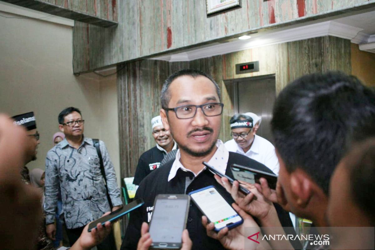 Abraham Samad desak sidang etik Firli digelar terbuka