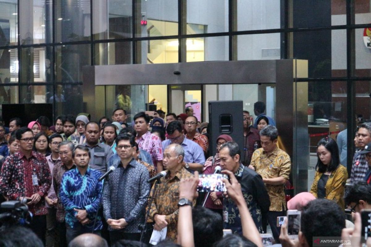 Saut: Revisi UU KPK sebaiknya oleh anggota DPR baru