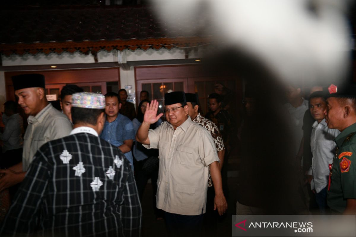 BJ Habibie berperan menekan praktik monopoli