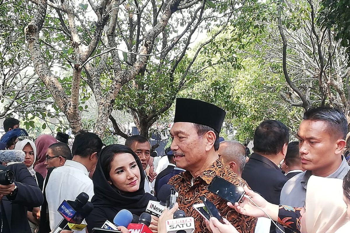 Luhut mengenang momentum permintaan Habibie perbaiki hubungan Indonesia-Singapura