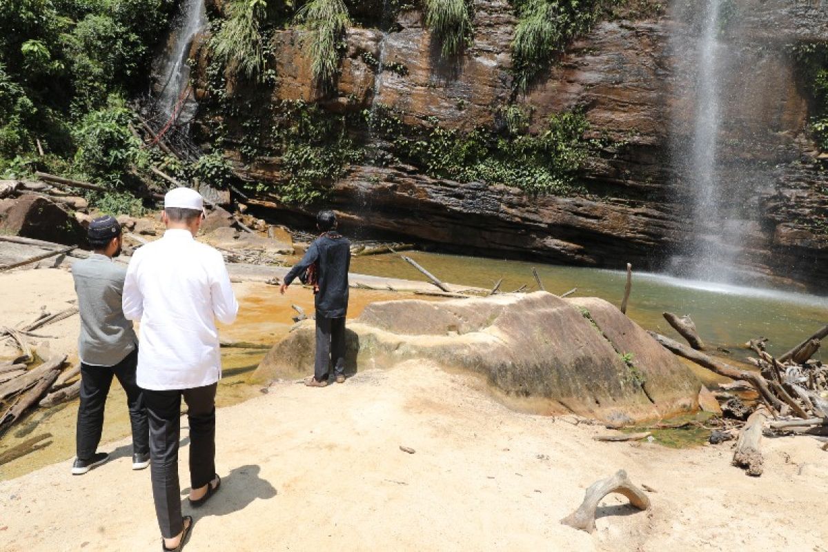 Setelah Tangkahan, air terjun Simatutung bakal andalan wisata Sumut