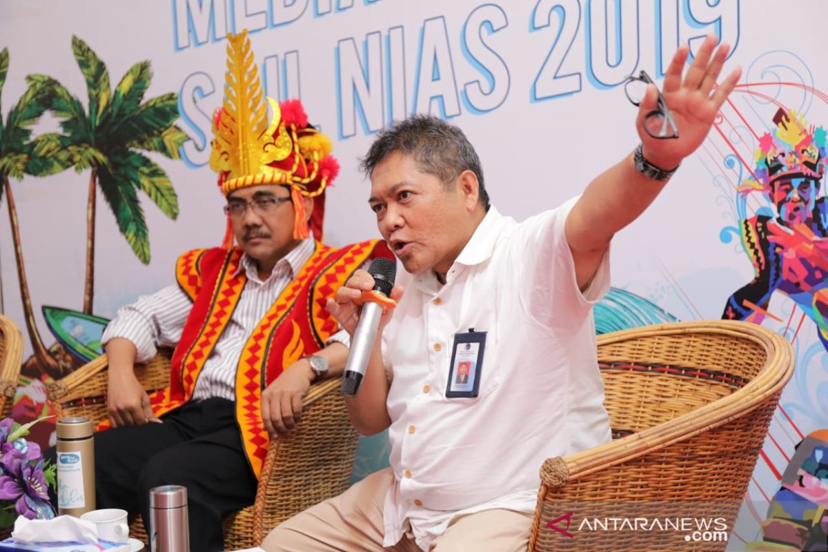 Luhut Pandjaitan wakili Jokowi hadiri puncak acara Sail Nias 2019