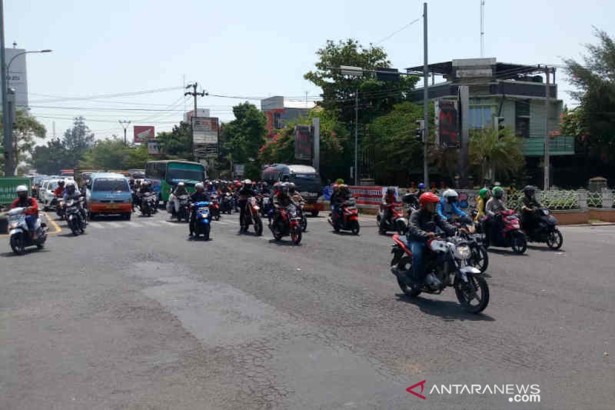 Asap kendaraan bermotor penyumbang terbesar polusi udara di Cirebon