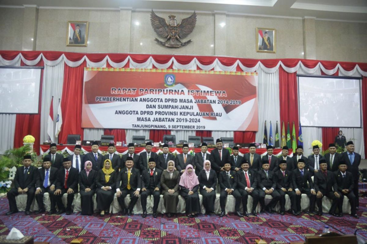 Nama-nama anggota DPRD Provinsi Kepri 2019-2024