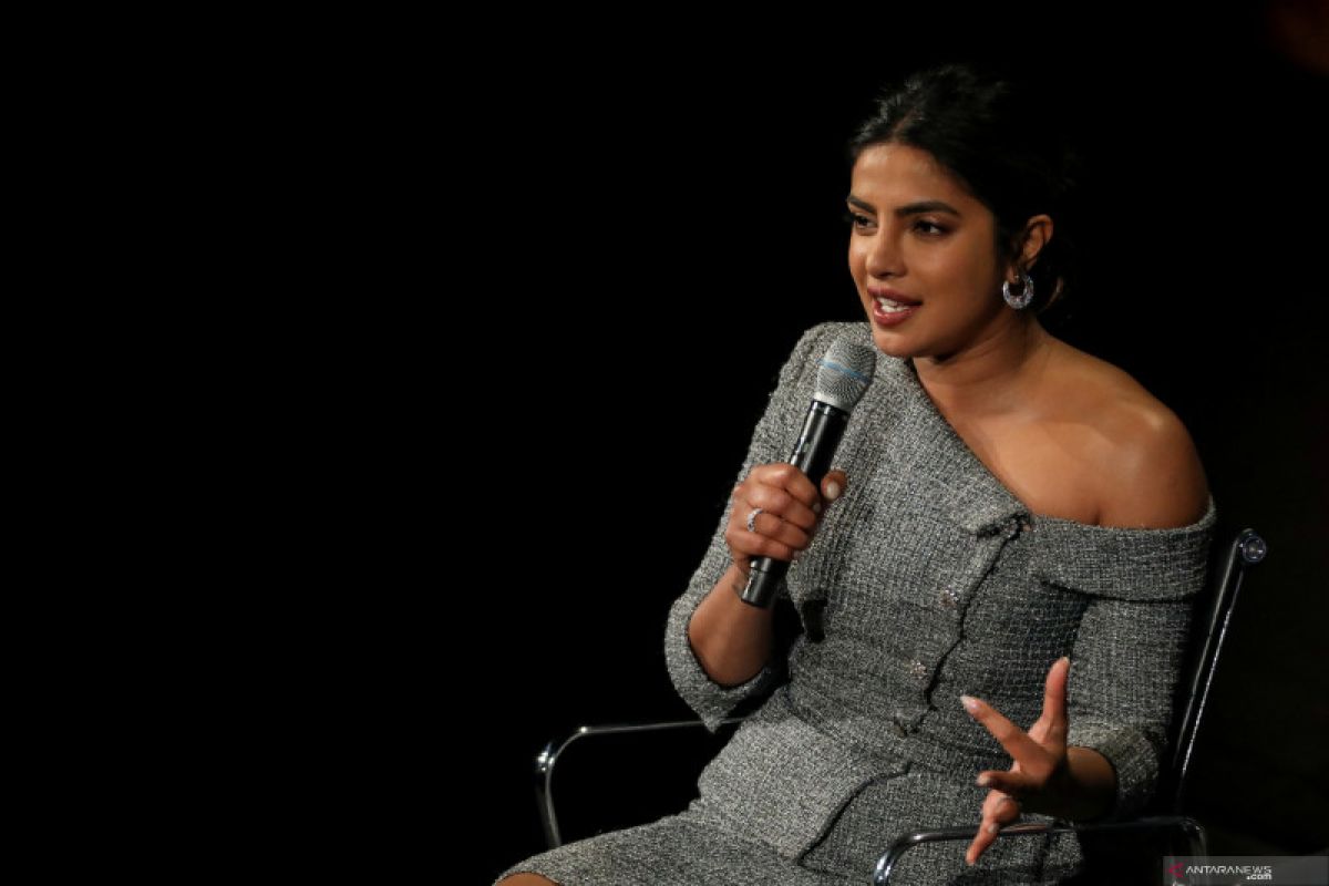 Serial buatan sutradara 'Avengers' akan dibintangi Priyanka Chopra