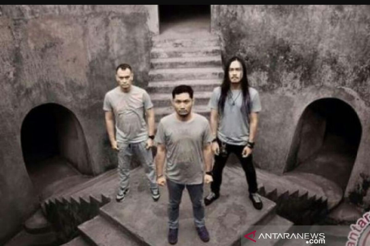 Andra and the Backbone tetap akan tampil di Pembukaan Tour de Siak