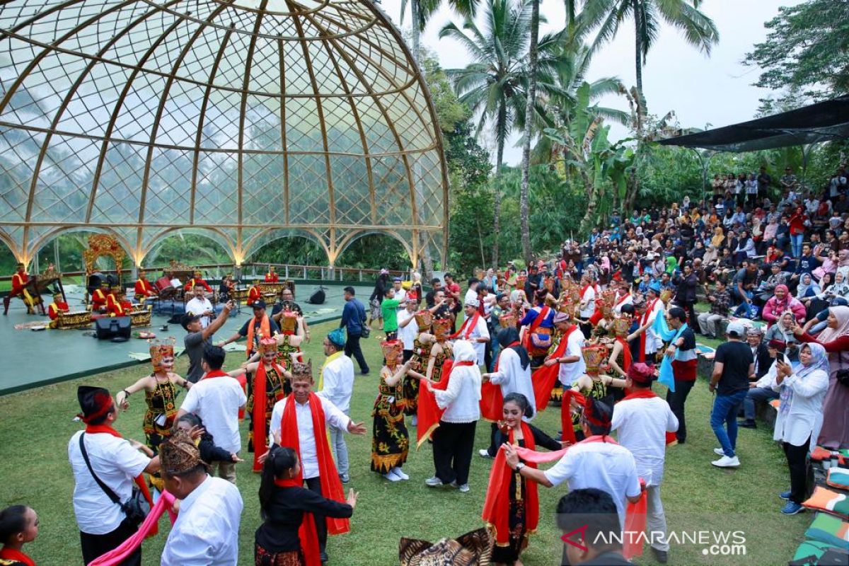 Festival Lembah Ijen Banyuwangi pikat wisatawan