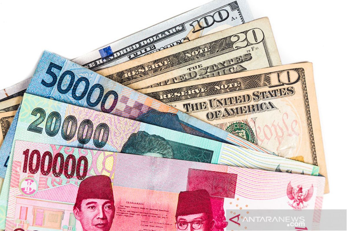 Rupiah masih melemah meski Bank Indonesia intervensi pasar