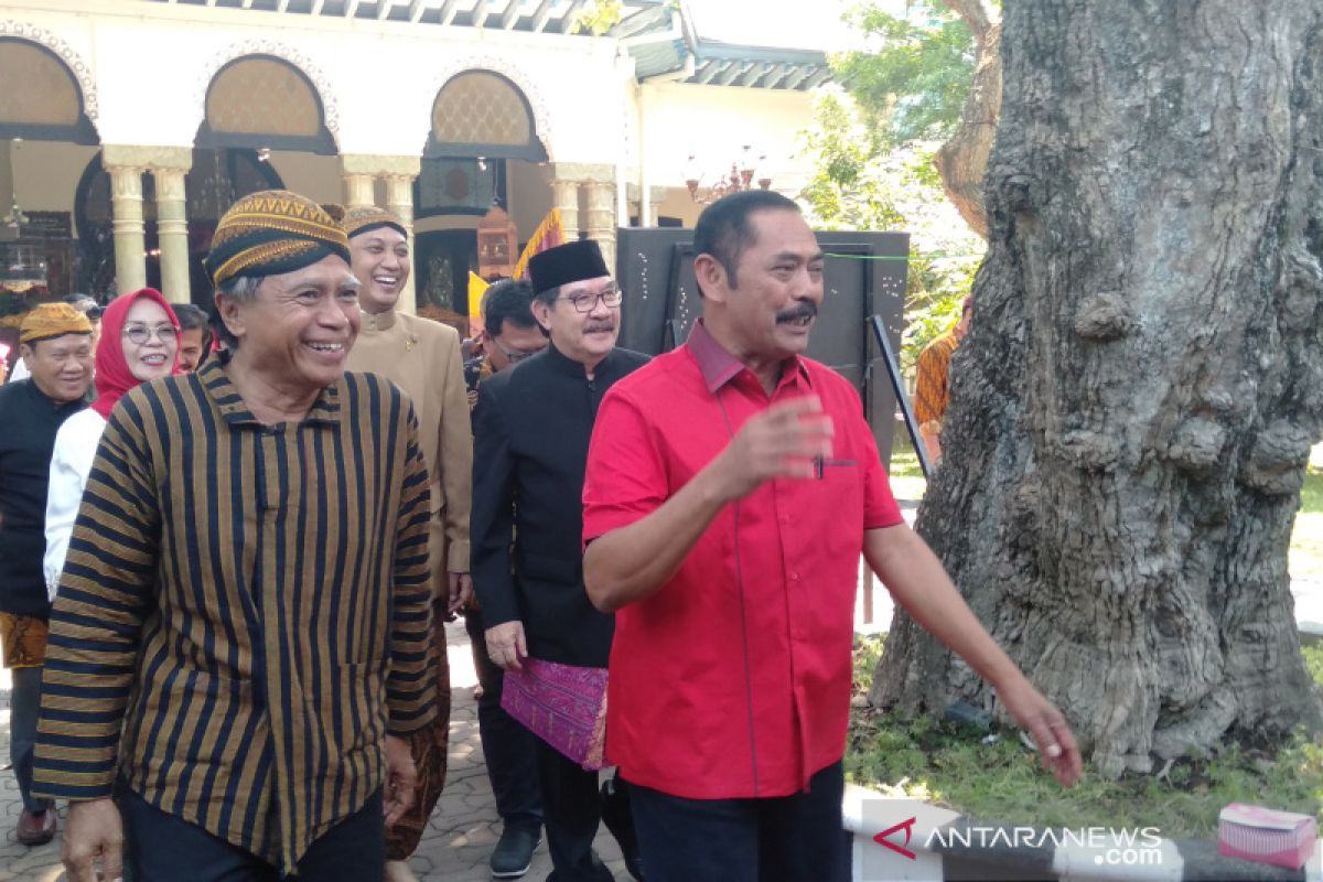 Wali Kota Surakarta mendukung revisi UU KPK